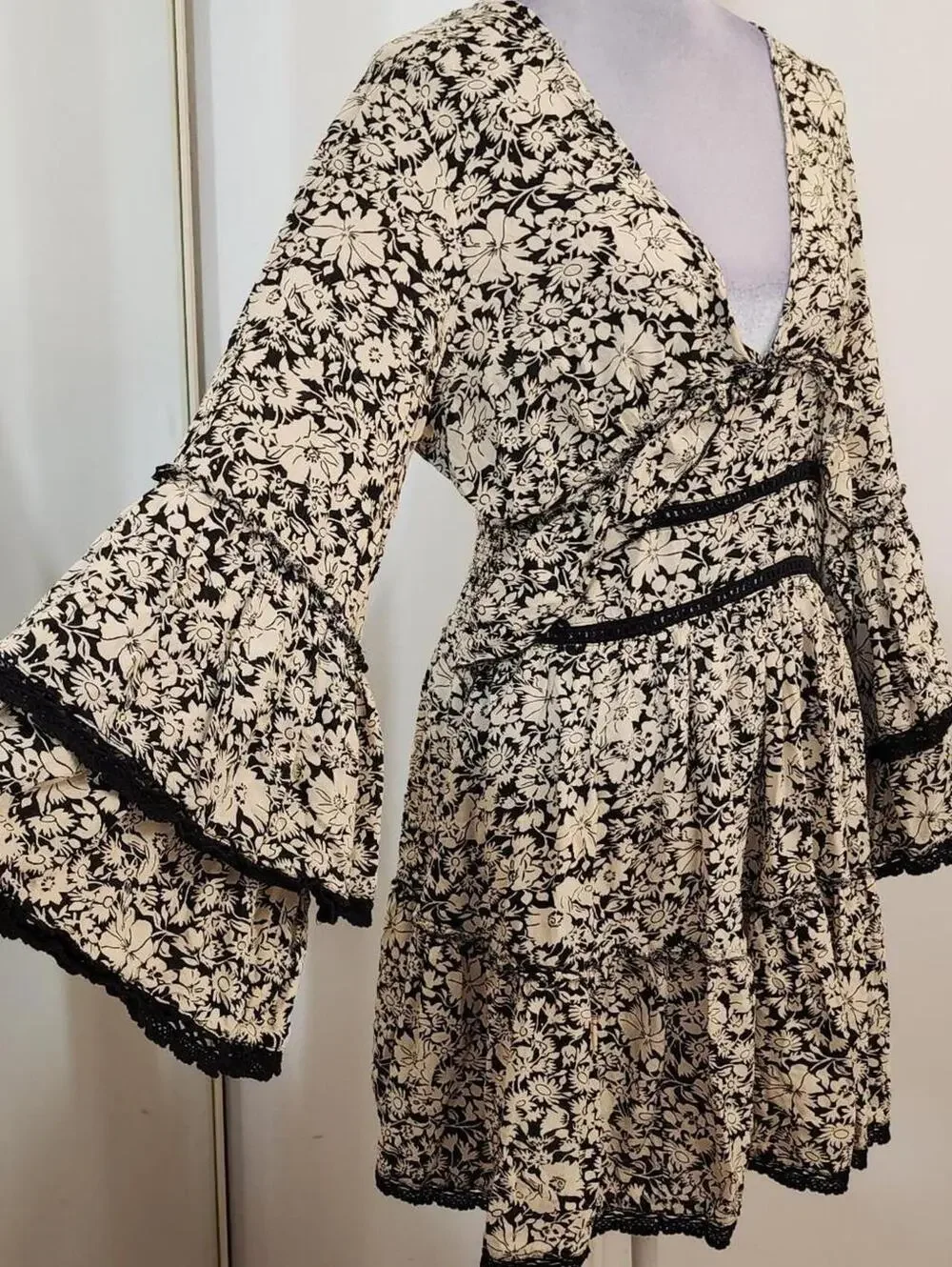 Free People size floralstyle